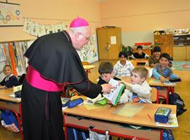 Biskup Jan Baxant navštívil školu v Jiříkově